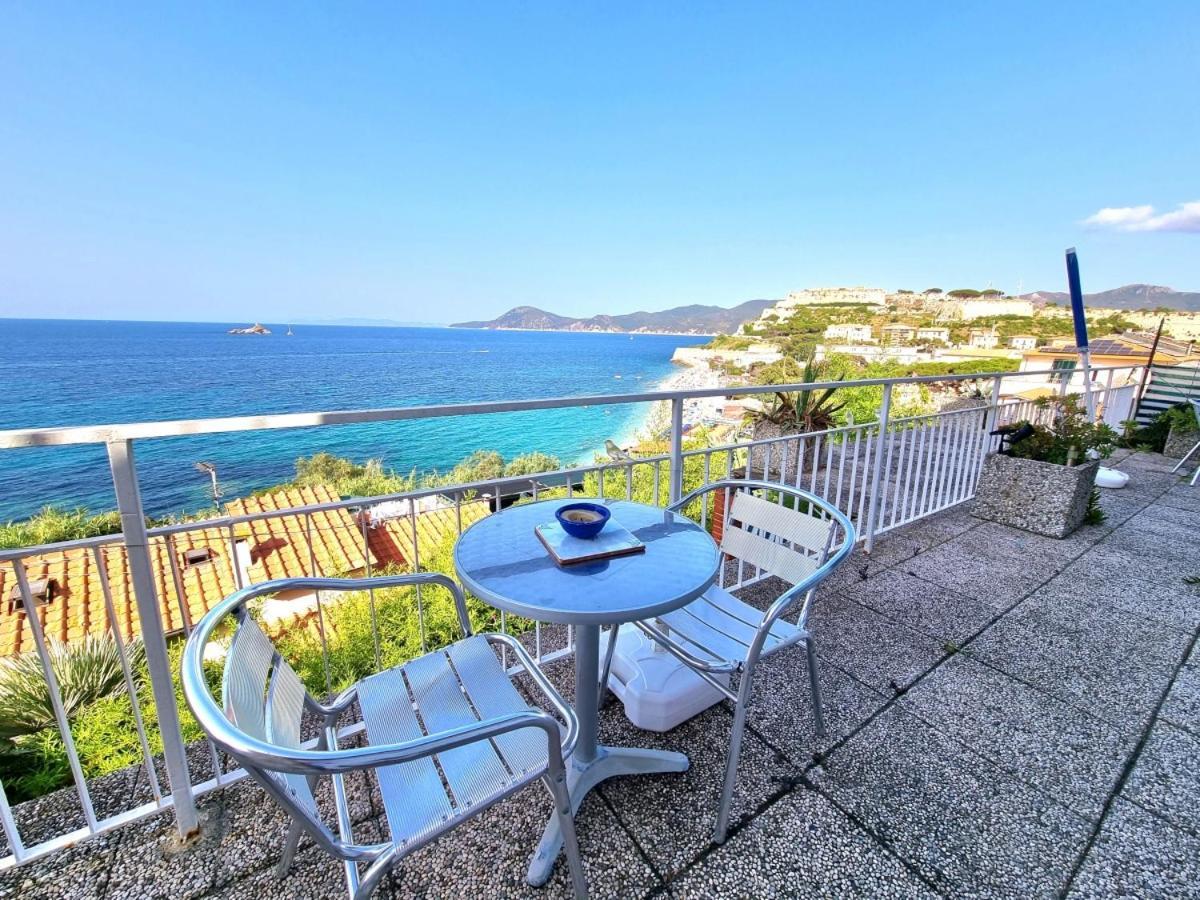 Appartamenti La Terrazza Sulle Ghiaie - Goelba Portoferraio Dış mekan fotoğraf